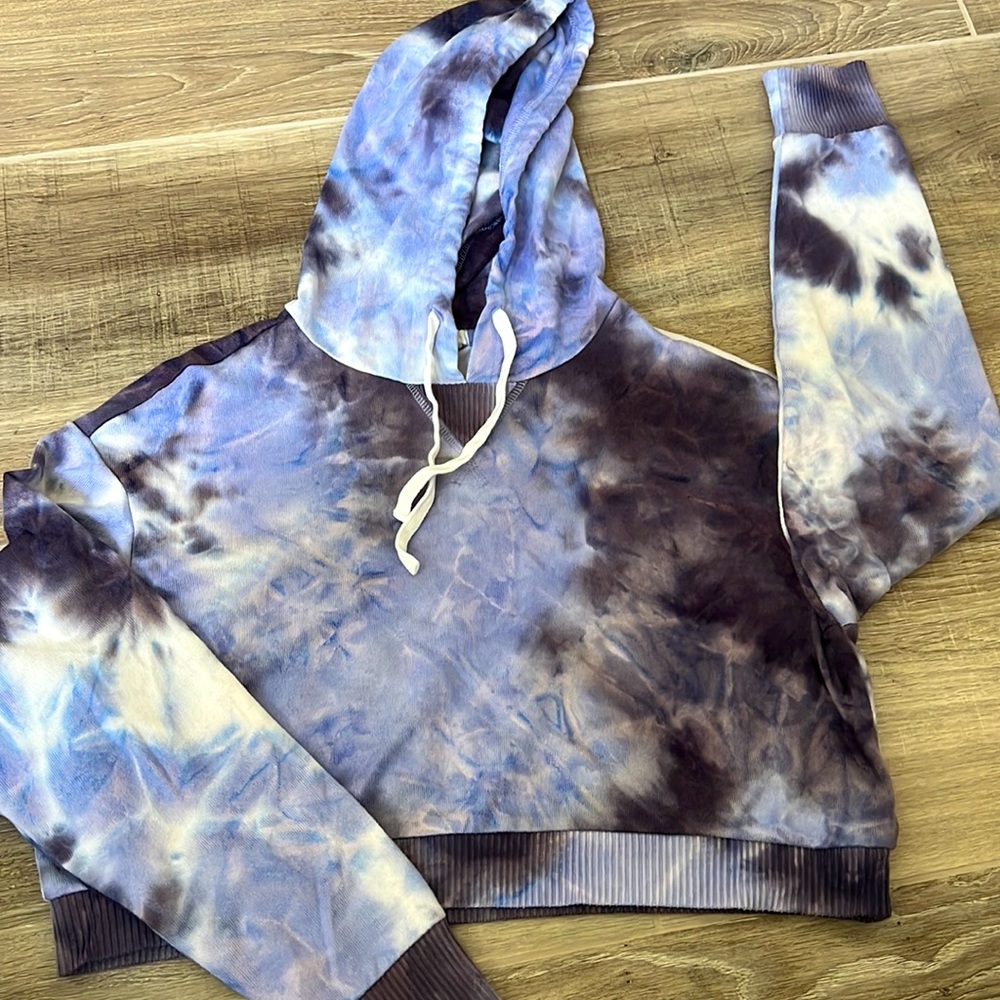 GARAGE NWOT Womens Tie Dye Cropped Hoodie XS (Juniors)